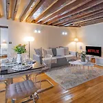 Apt Grands Boulevards 4 Guests