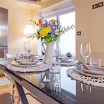 Apt Grands Boulevards 4 Guests